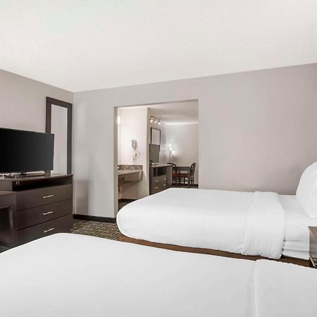 Comfort Suites Nashville Airport - Bna Bagian luar foto