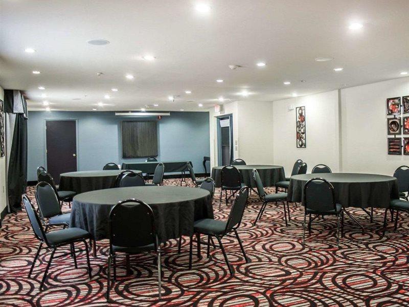 Comfort Suites Nashville Airport - Bna Bagian luar foto