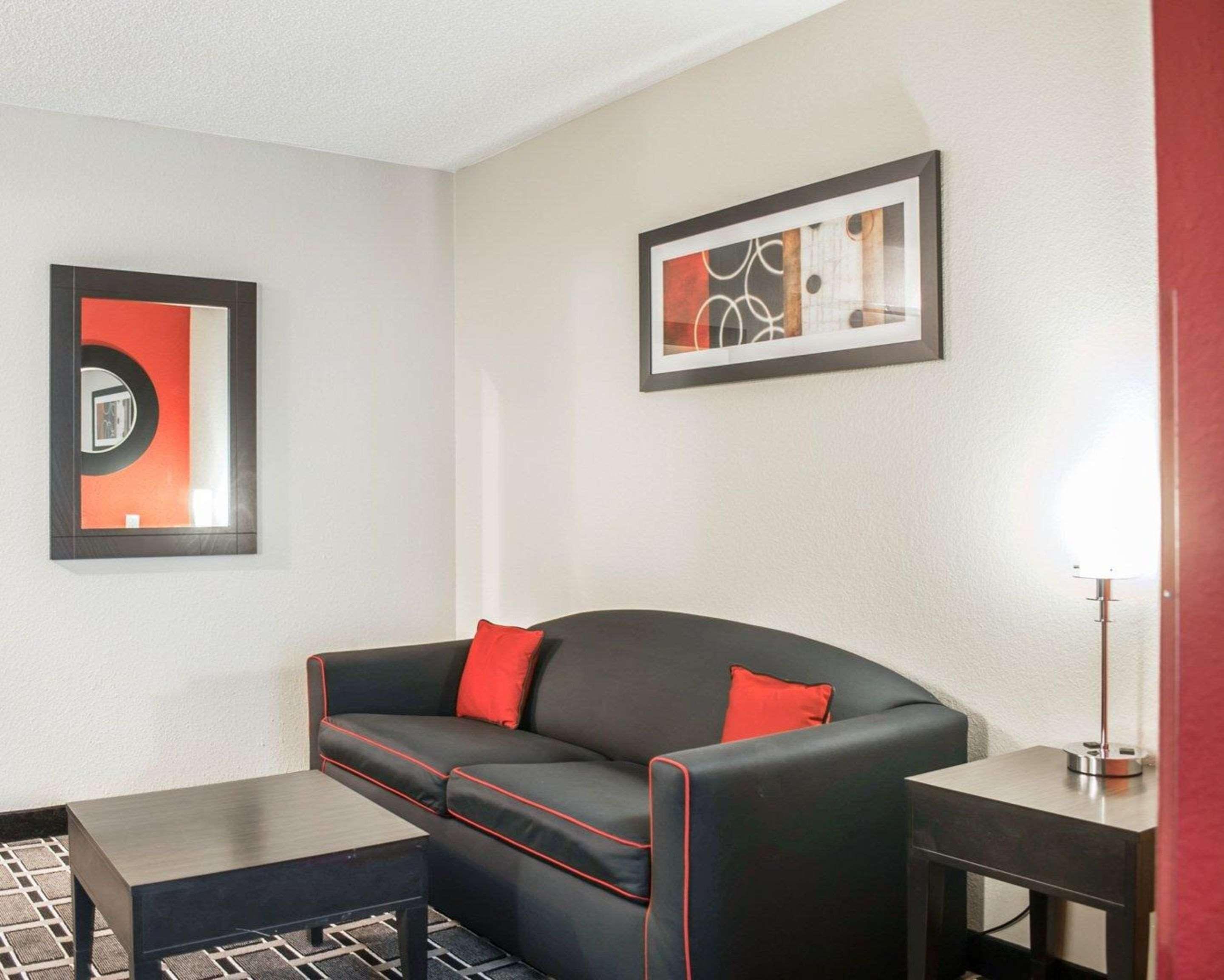 Comfort Suites Nashville Airport - Bna Bagian luar foto