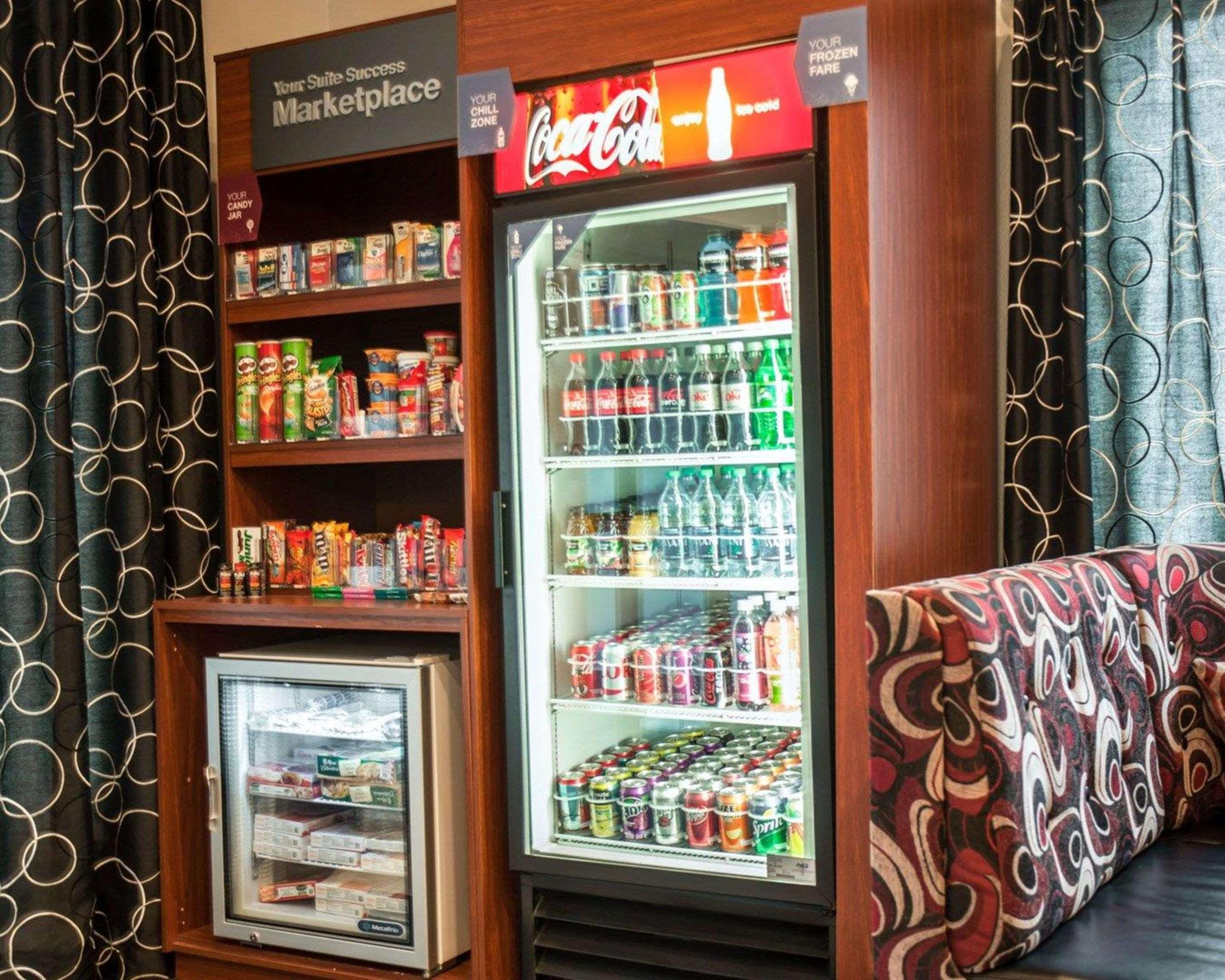 Comfort Suites Nashville Airport - Bna Bagian luar foto