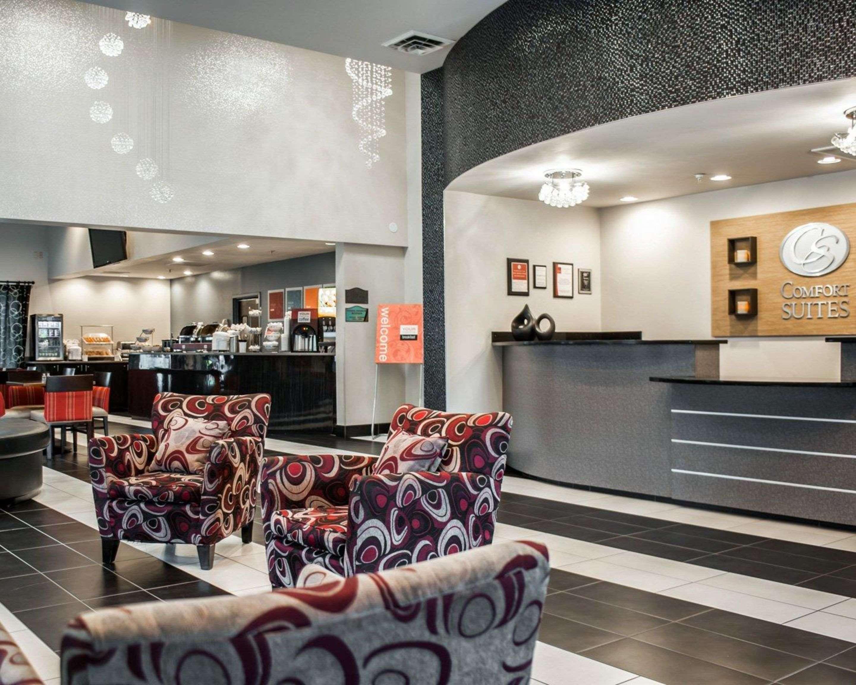 Comfort Suites Nashville Airport - Bna Bagian luar foto
