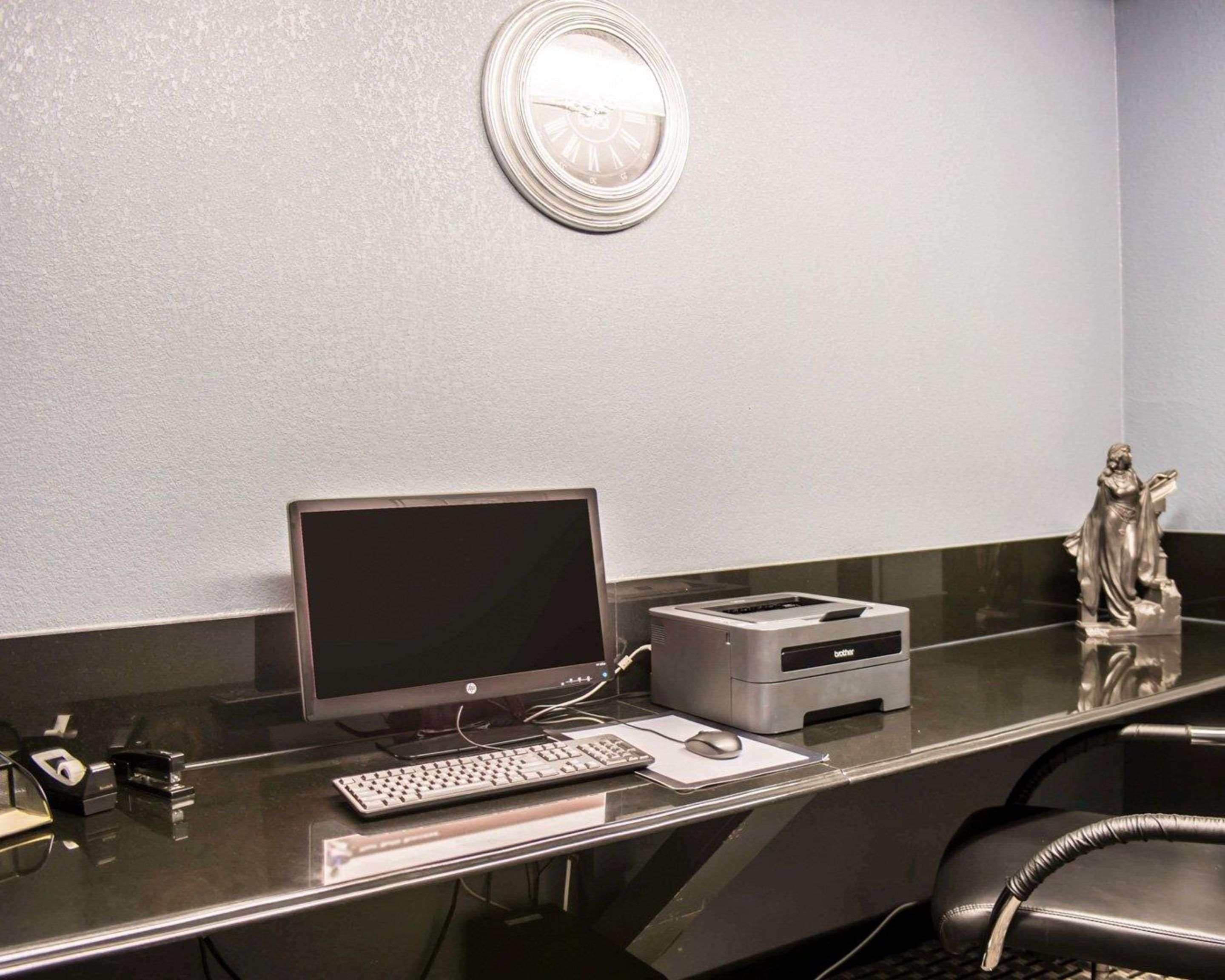 Comfort Suites Nashville Airport - Bna Bagian luar foto
