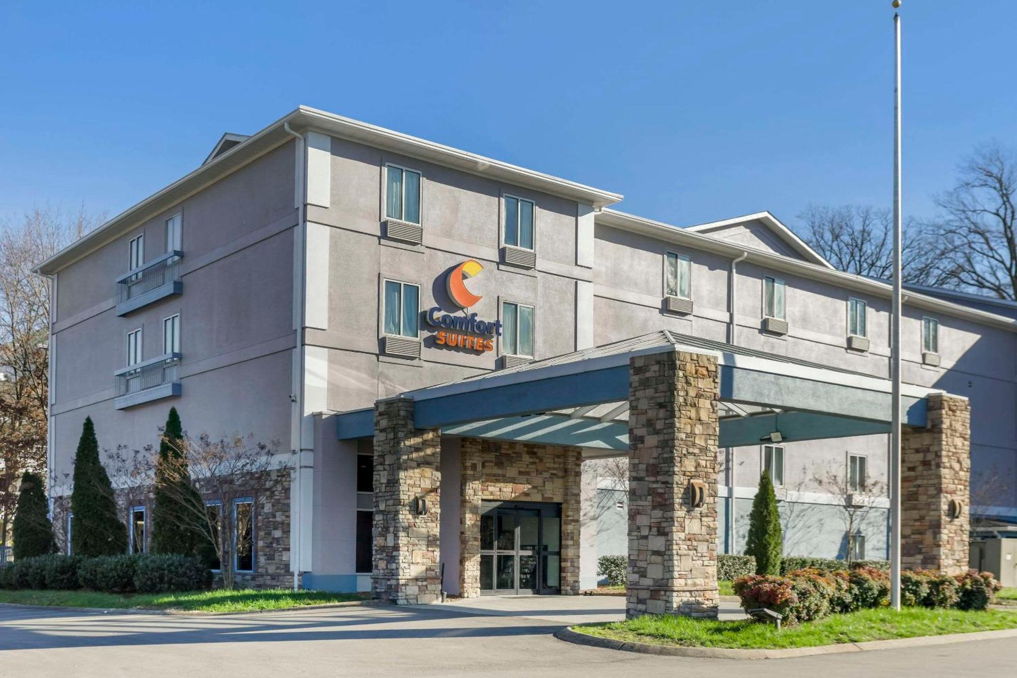 Comfort Suites Nashville Airport - Bna Bagian luar foto