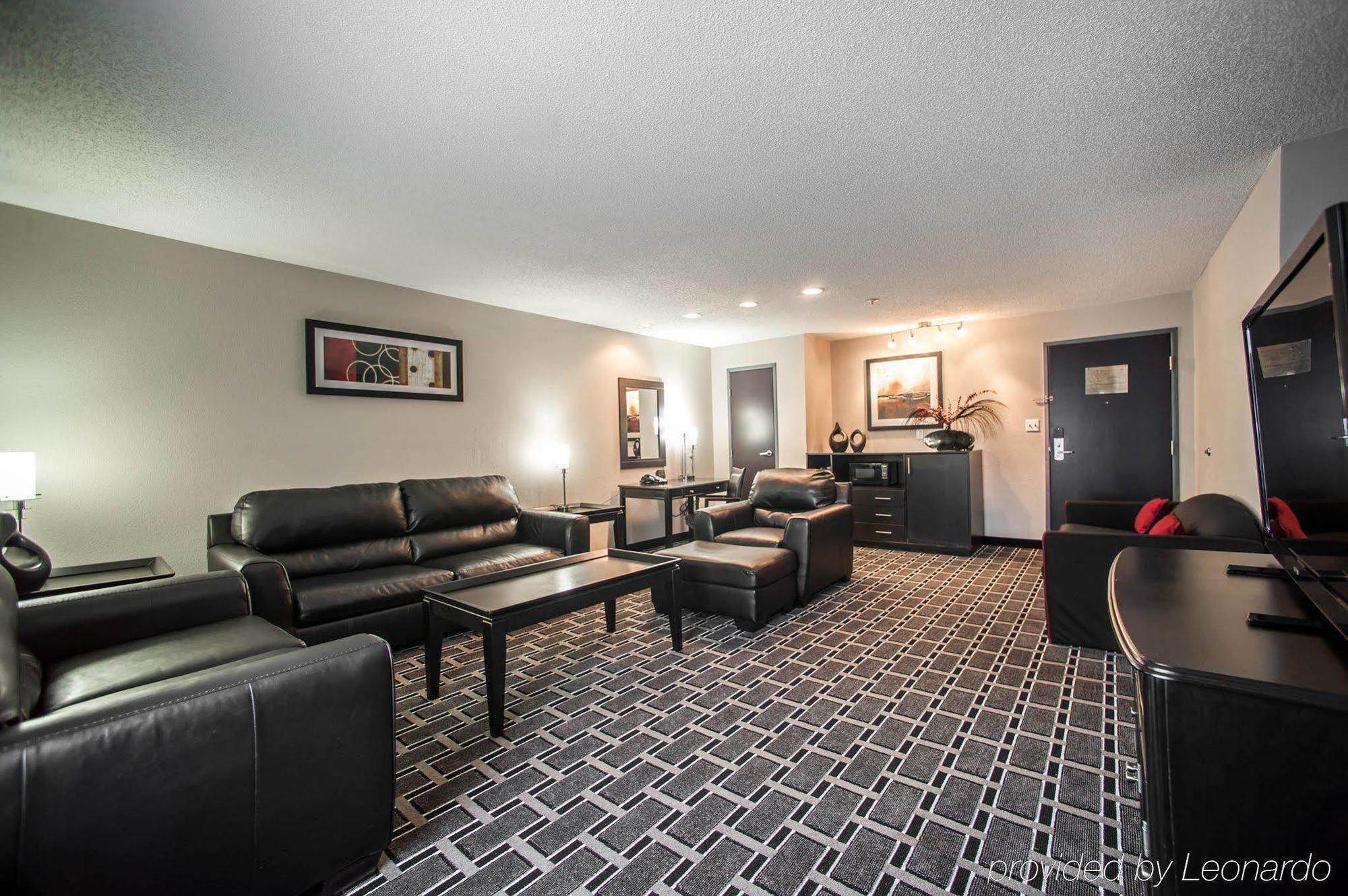 Comfort Suites Nashville Airport - Bna Bagian luar foto